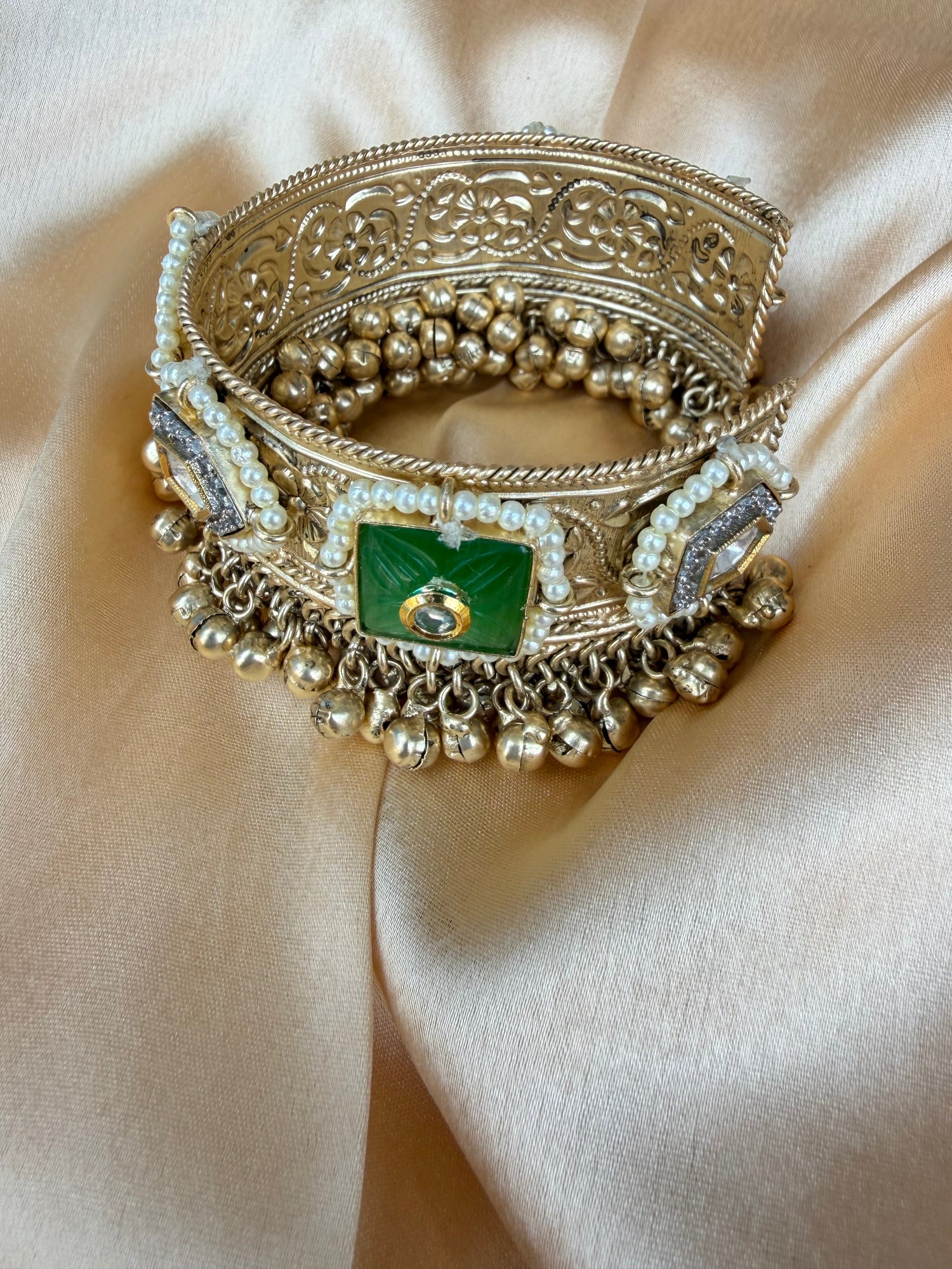 Hand accessories