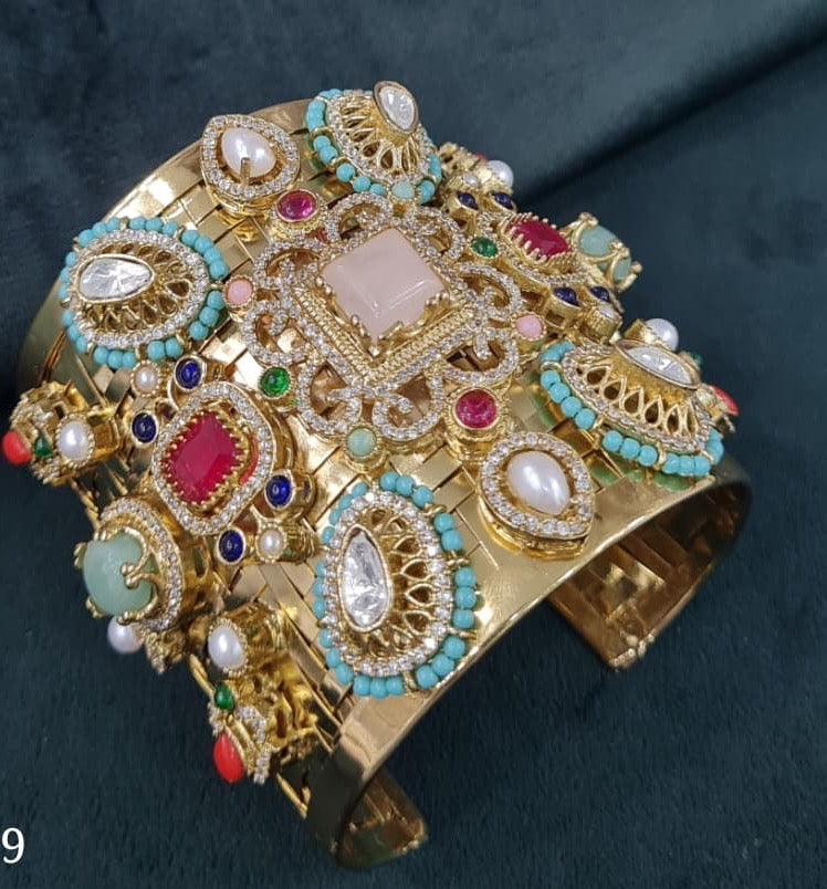 SabyaSachi Handcuff - RA0208