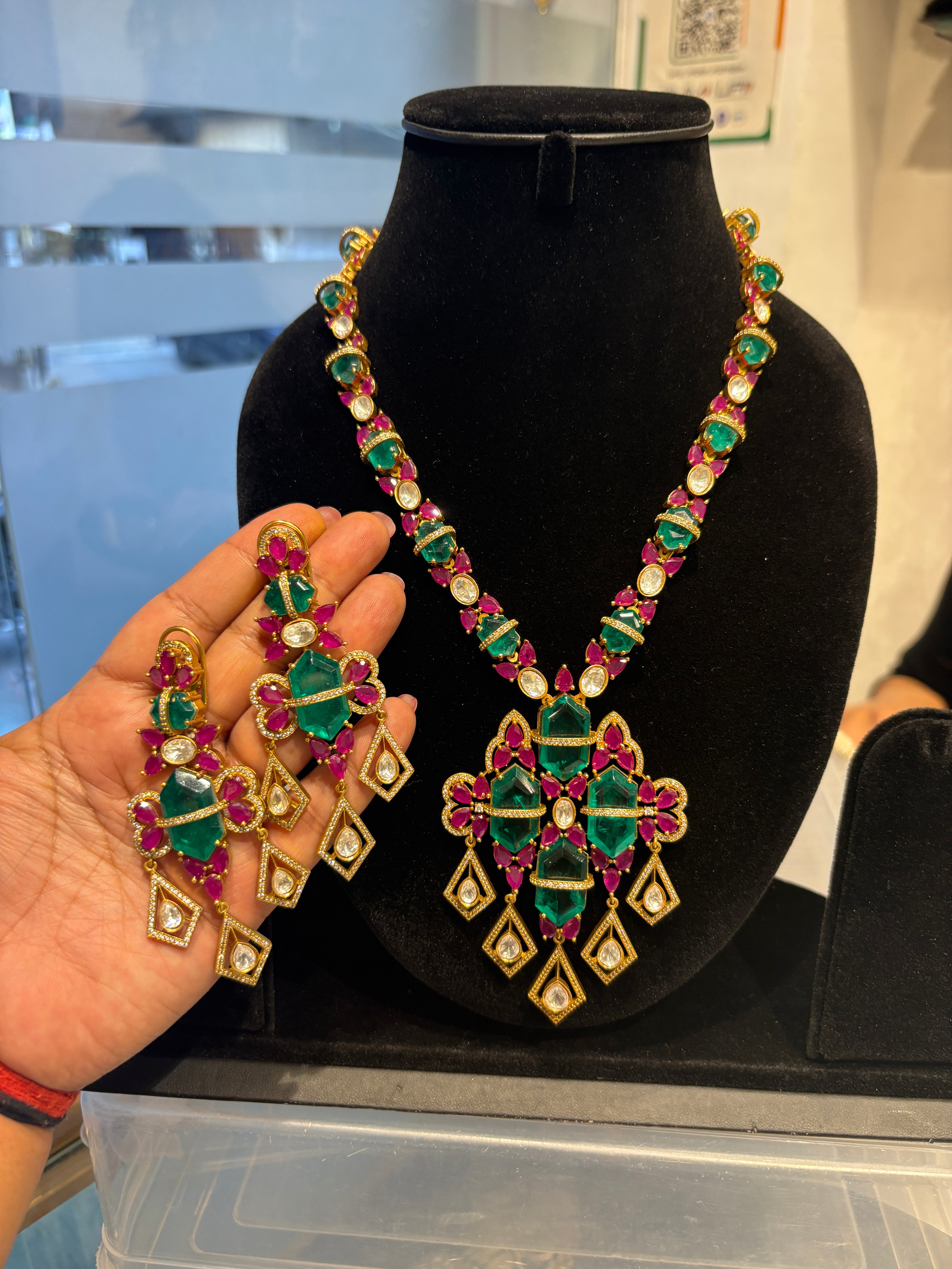 Aayat - RA0275