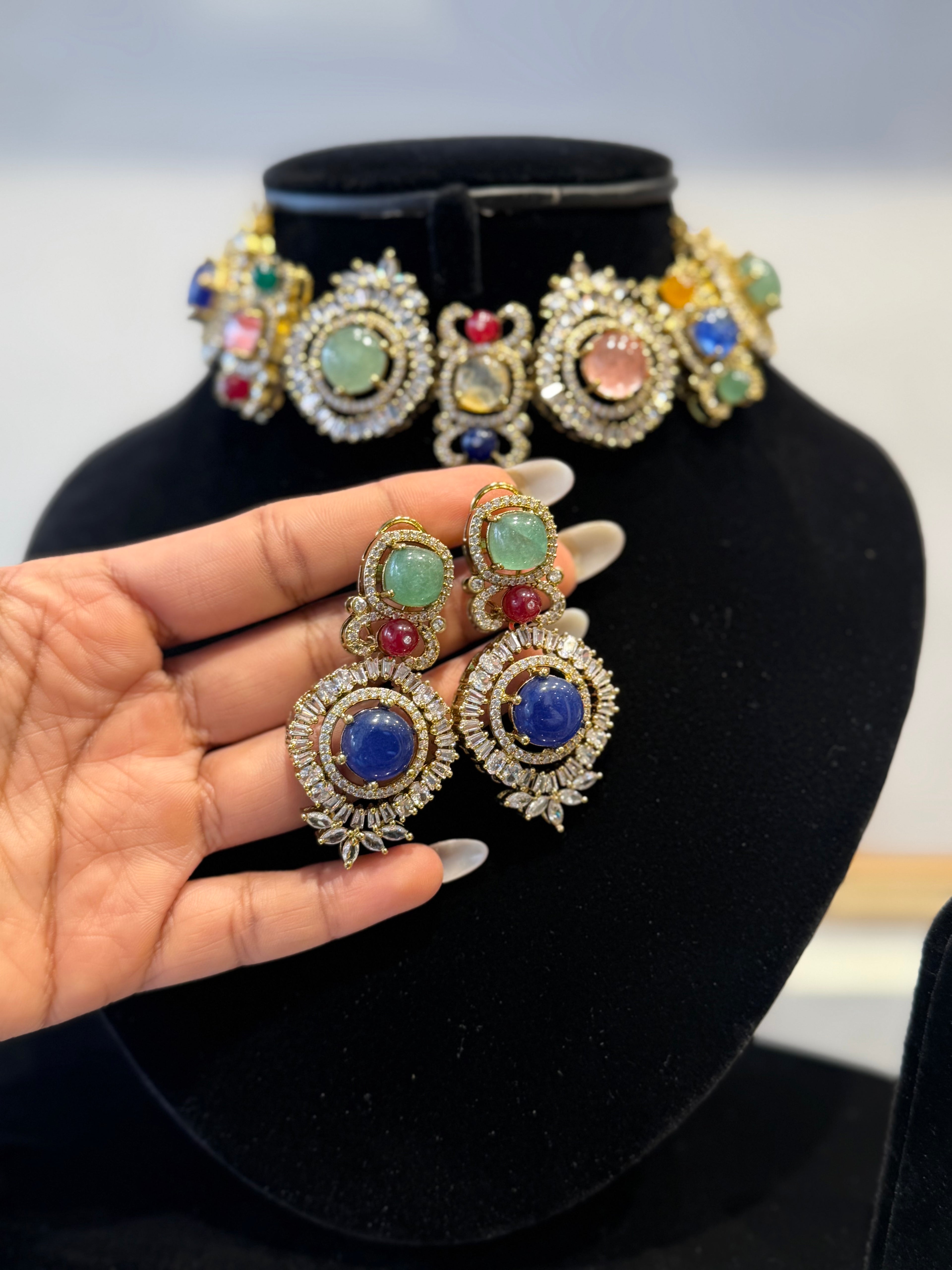 Navratna Choker - RA0148