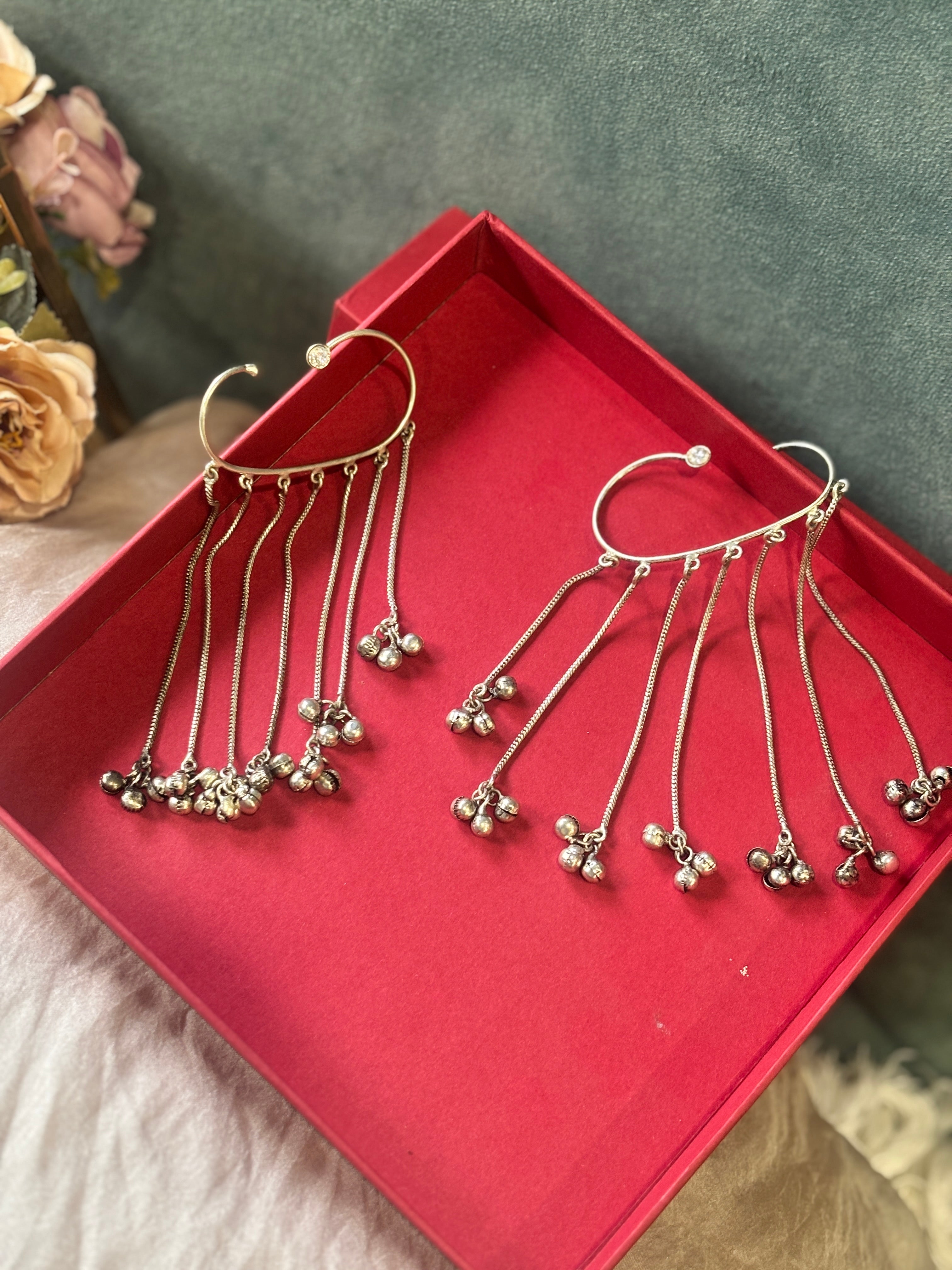 EarCuff with strings