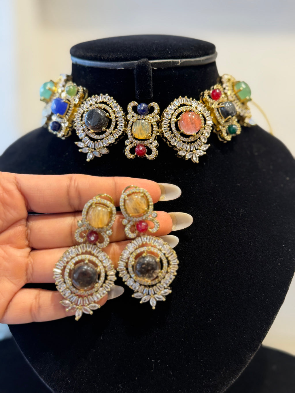 Navratna Choker - RA0148