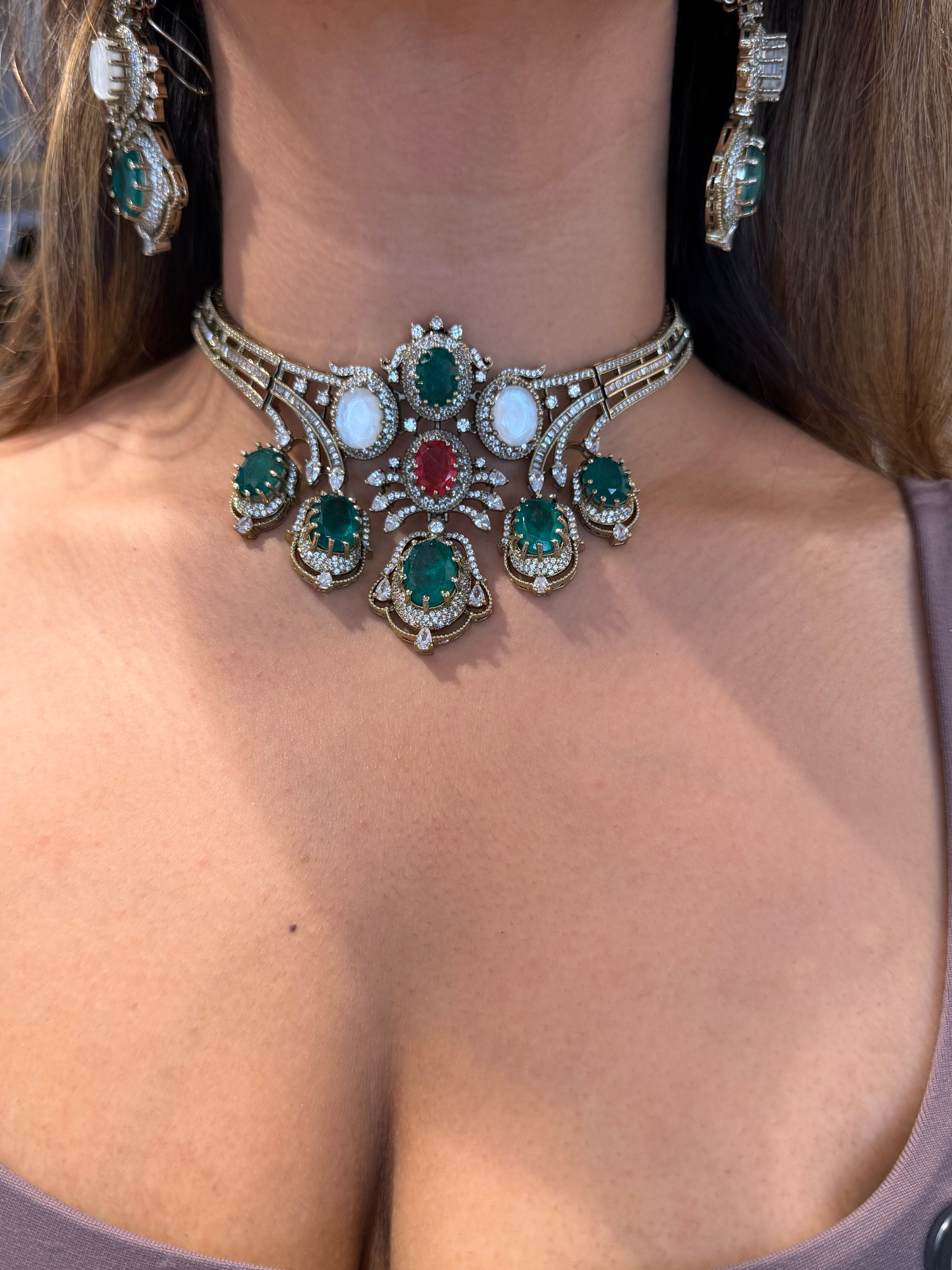 Sabya Choker - RA0381