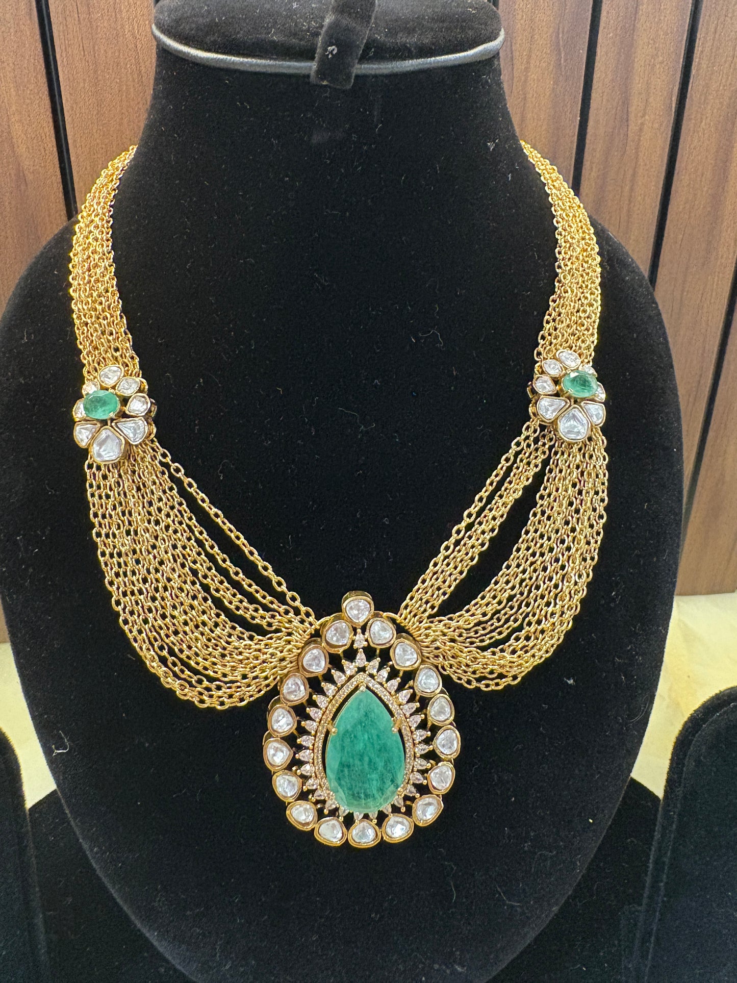 Roohi-RA0545