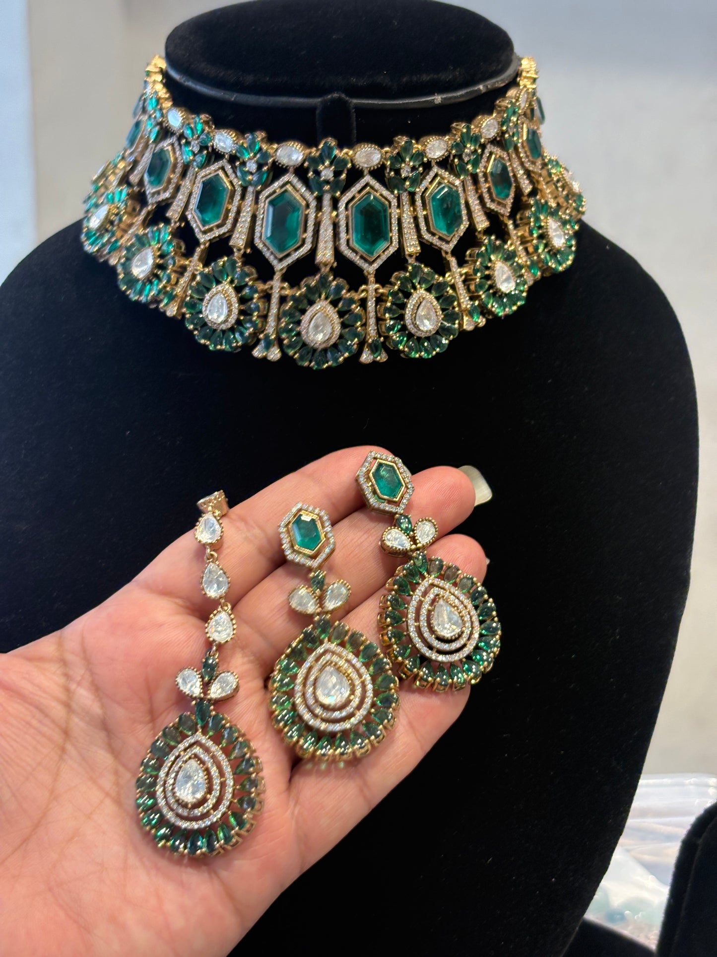 Chandrika-RA0498