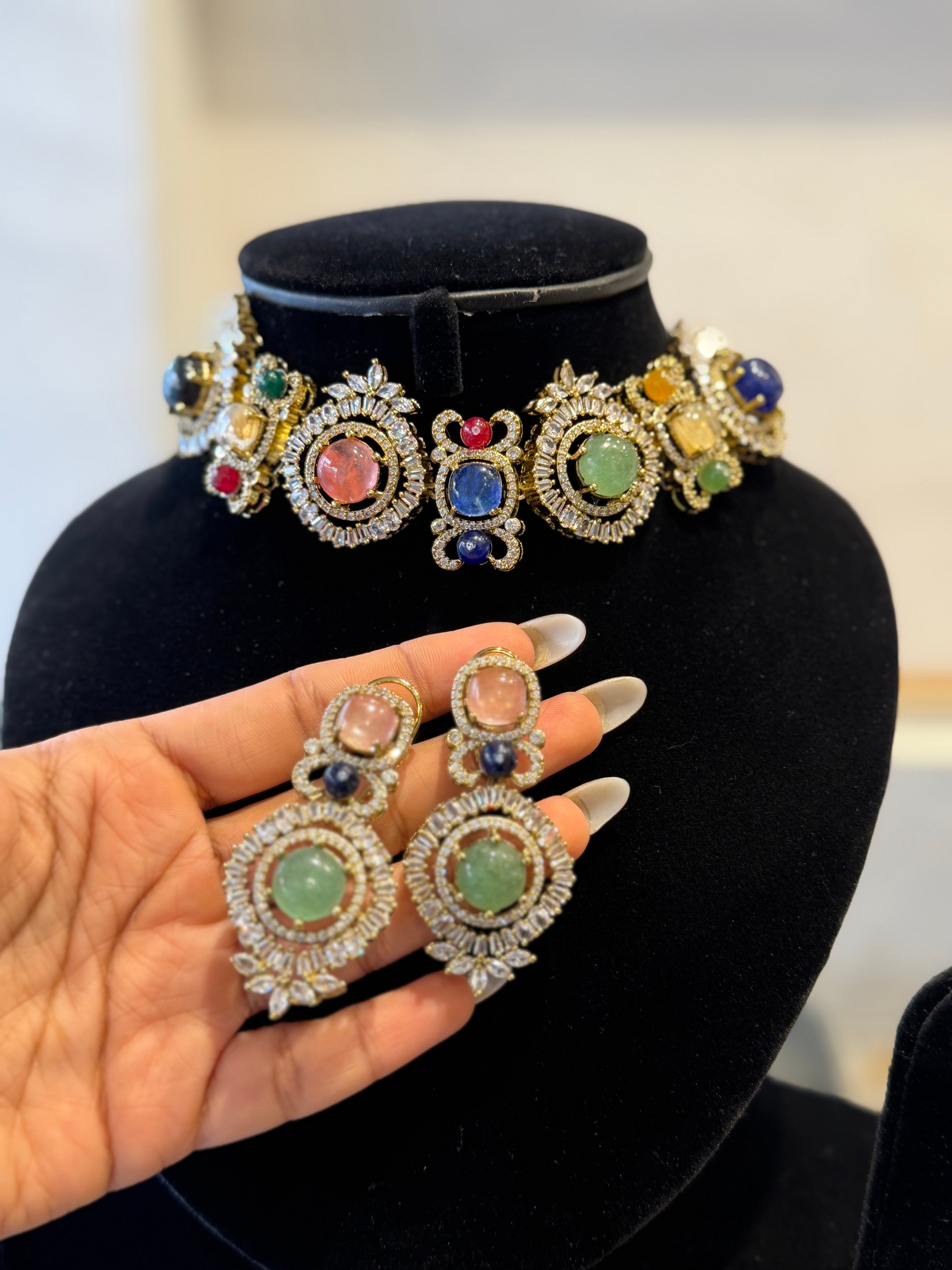 Navratna Choker - RA0148