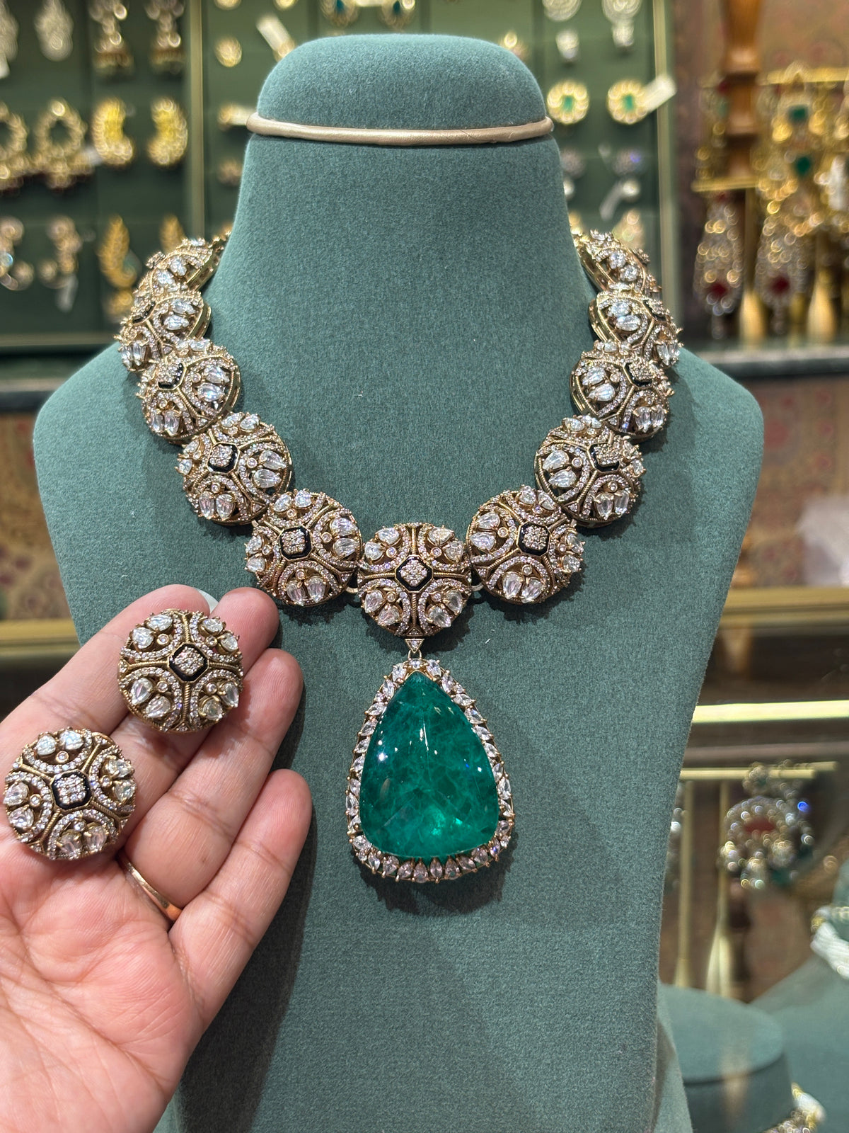 Shanaya-RA0733