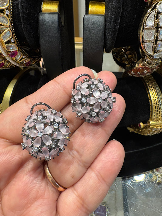 Laddu Stud - RA0212