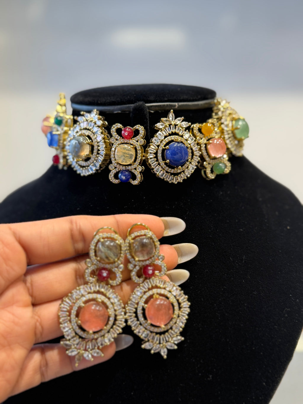 Navratna Choker - RA0148