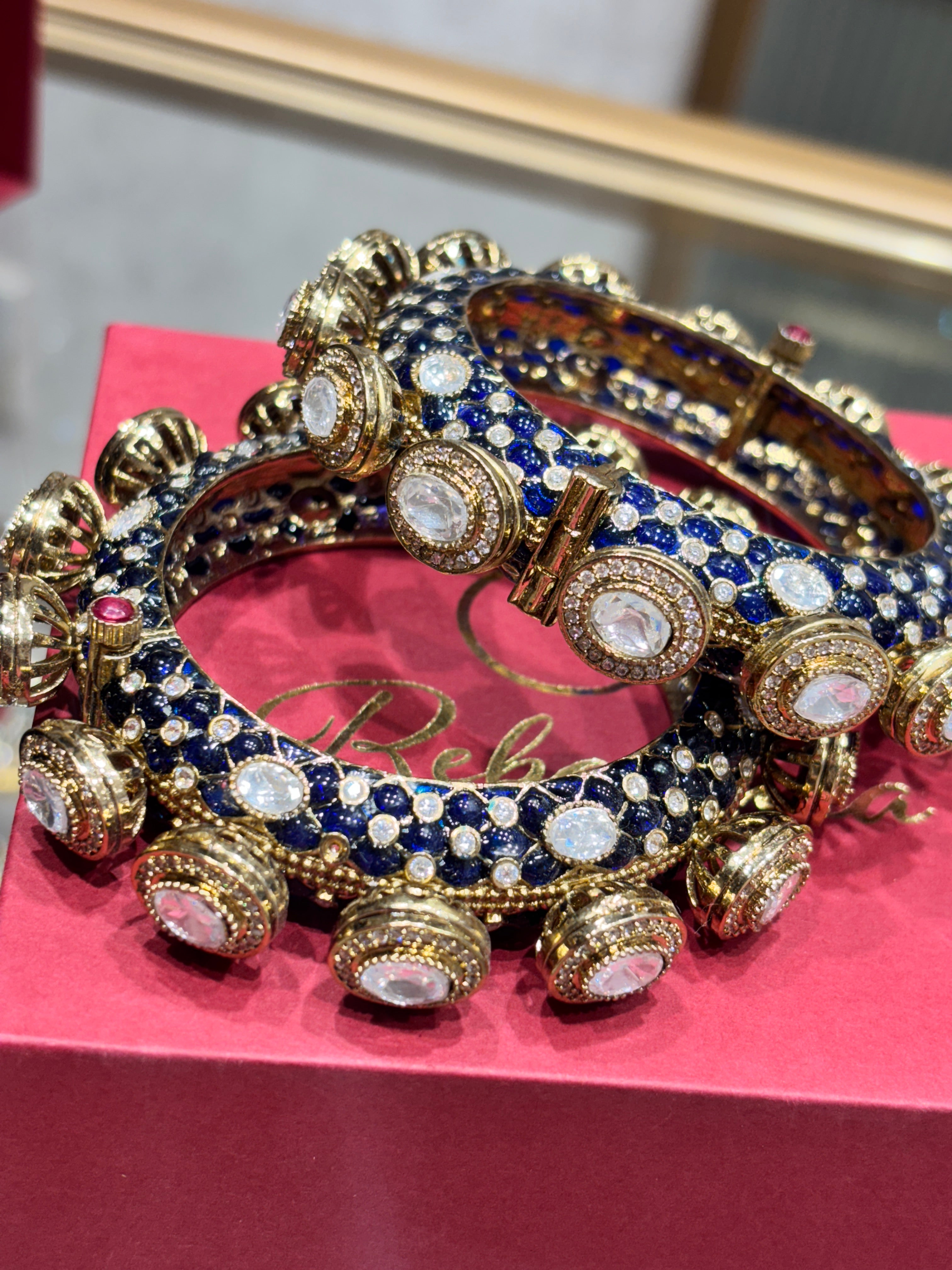 Beautiful Meenakari & Polki Bangle