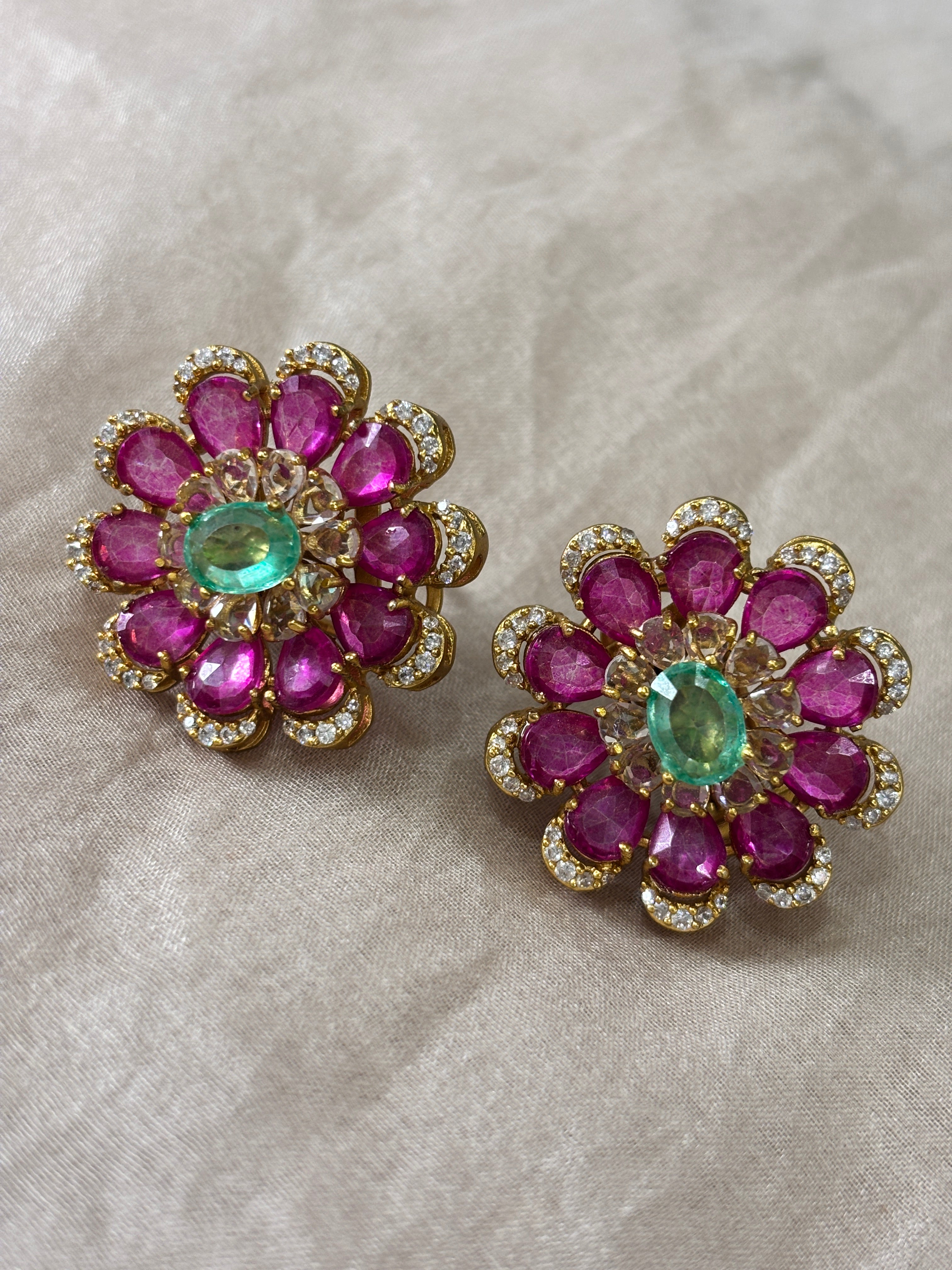 Rubina Studs