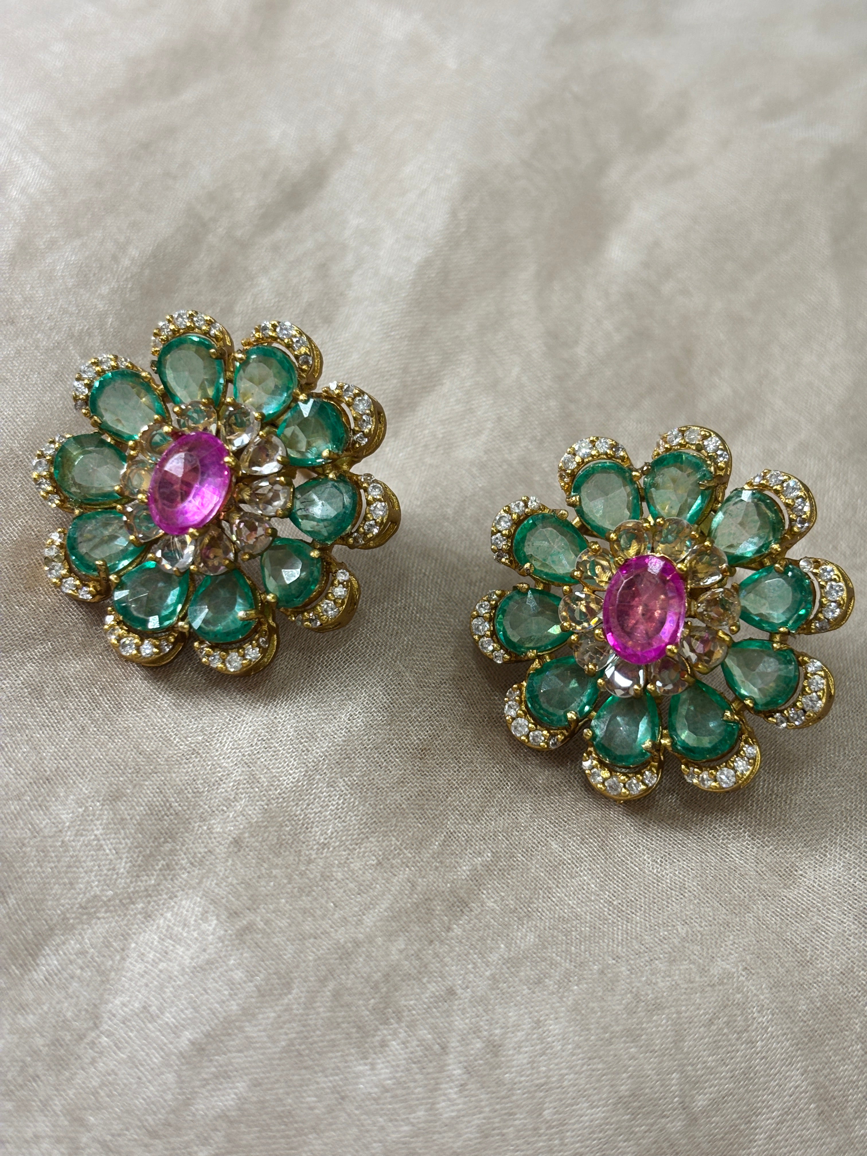 Rubina Studs