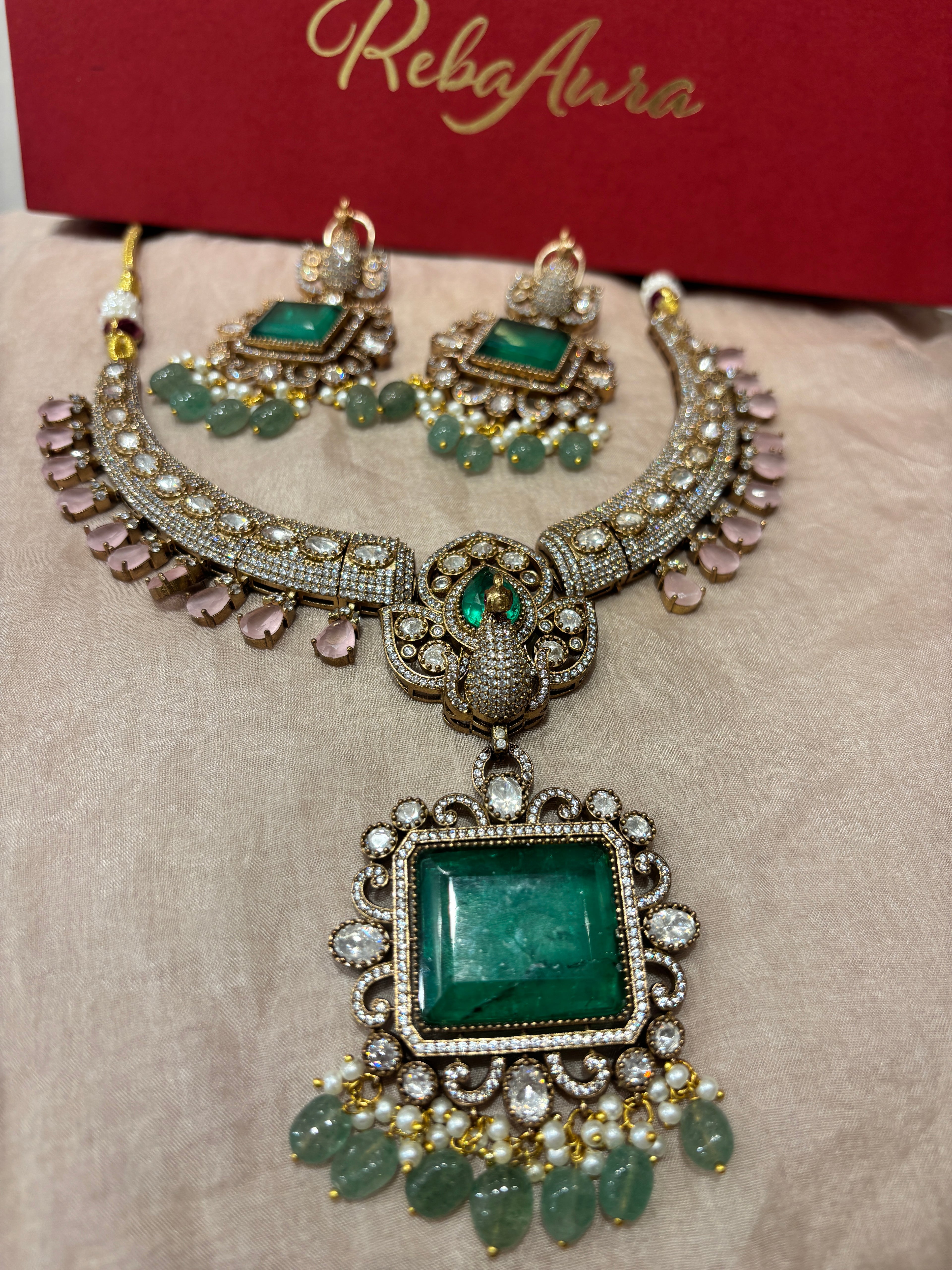 Mayuri  Peacock Detailed Hasli